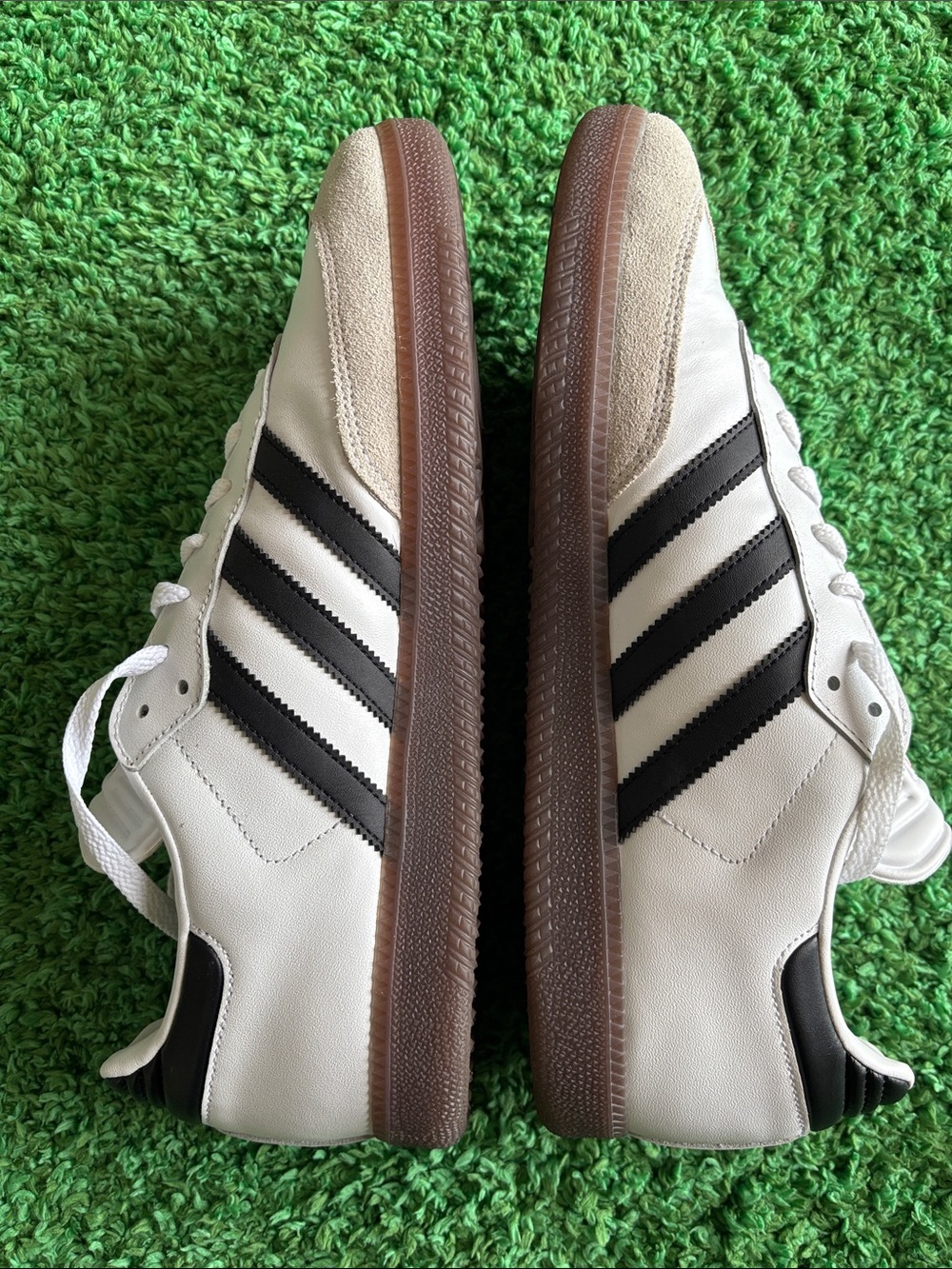 Men’s Adidas Samba White with Black Stripes Retro Trainers size 13.5